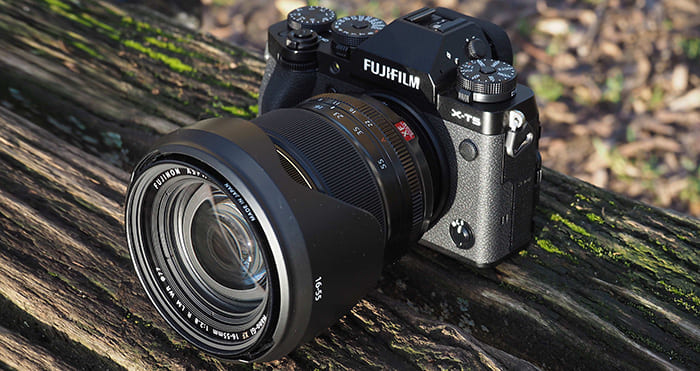 Fujifilm X-T5 ở chế độ tiết kiệm năng lượng (economy mode) có thể chụp được khoảng 740 tấm