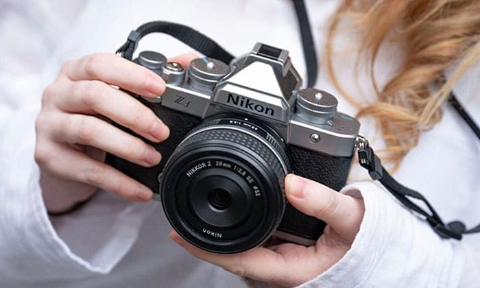 Nikon Zf sẽ mang đến trải nghiệm sáng tạo đa dạng hơn, gần gũi với chất ảnh film truyền thống
